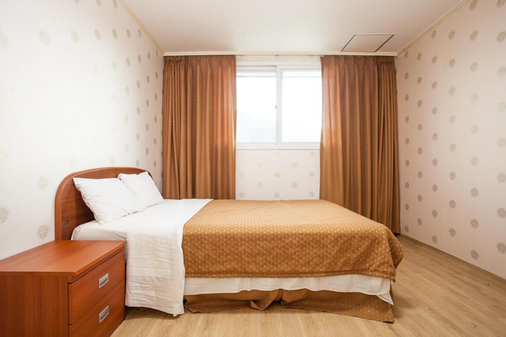 Muju Ilsung Condo Exterior foto